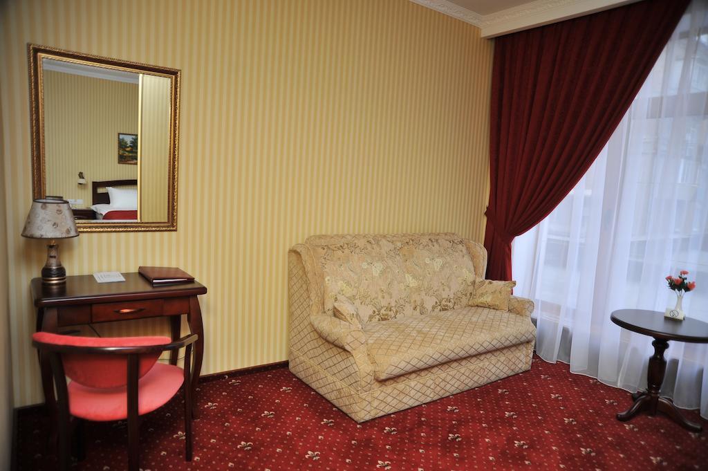 Zaporizhia Slava Hotel מראה חיצוני תמונה