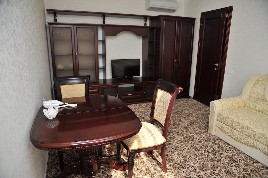 Zaporizhia Slava Hotel חדר תמונה