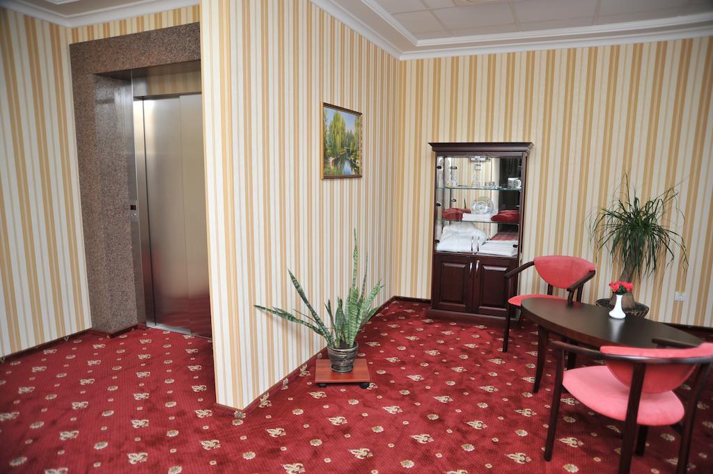 Zaporizhia Slava Hotel מראה חיצוני תמונה