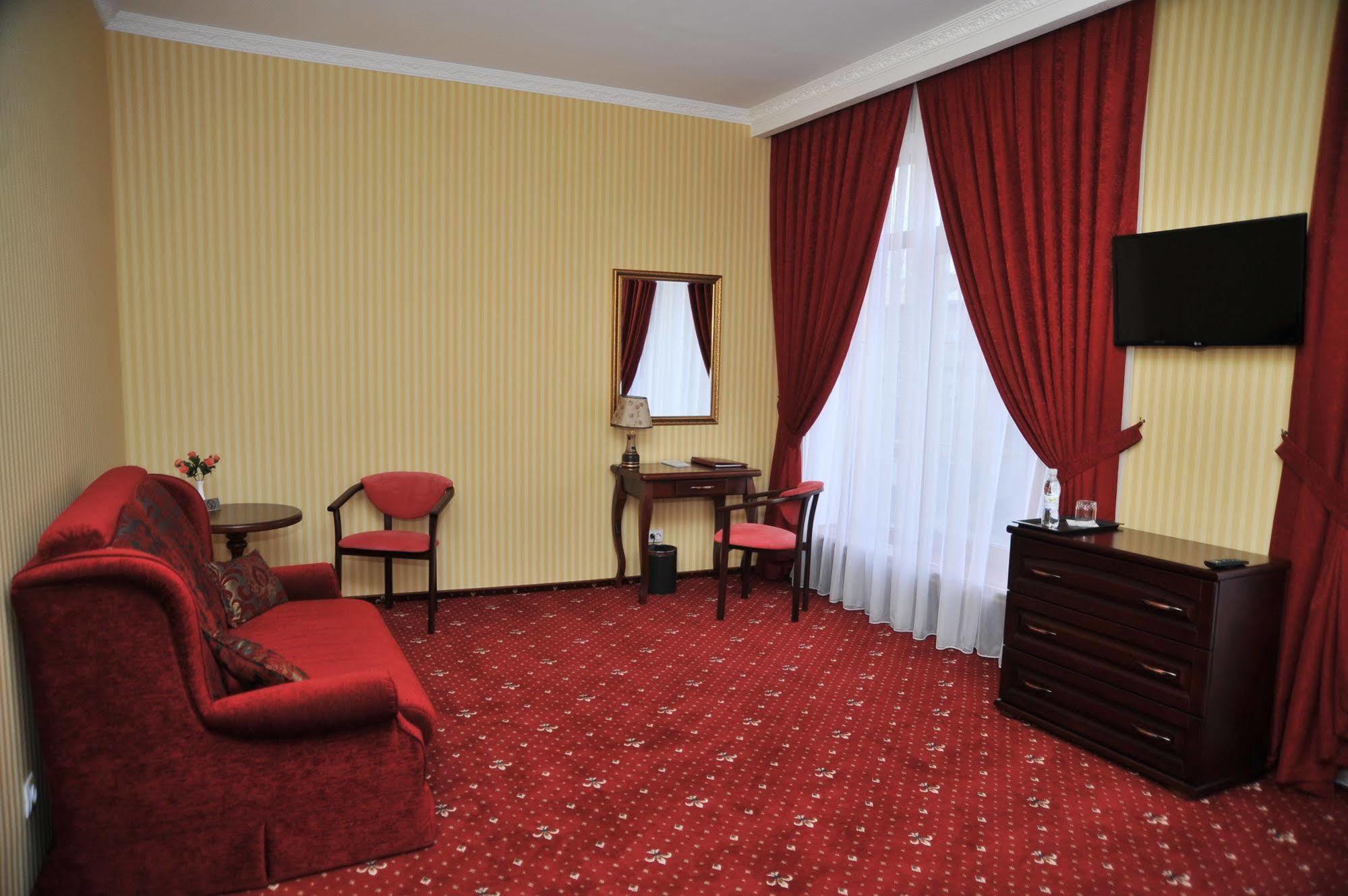 Zaporizhia Slava Hotel מראה חיצוני תמונה