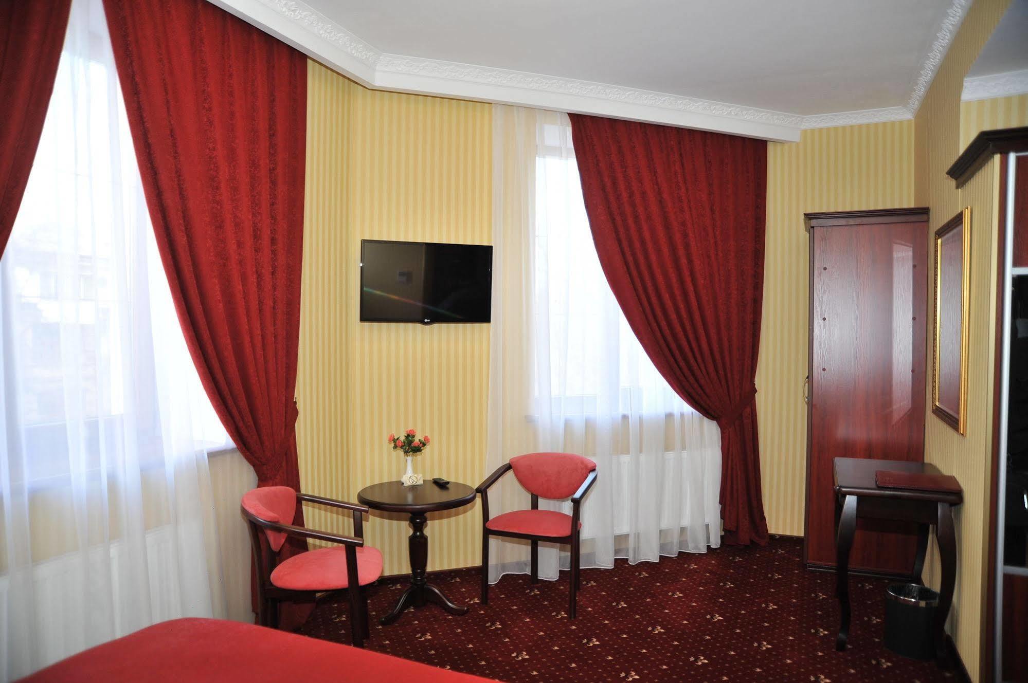 Zaporizhia Slava Hotel מראה חיצוני תמונה