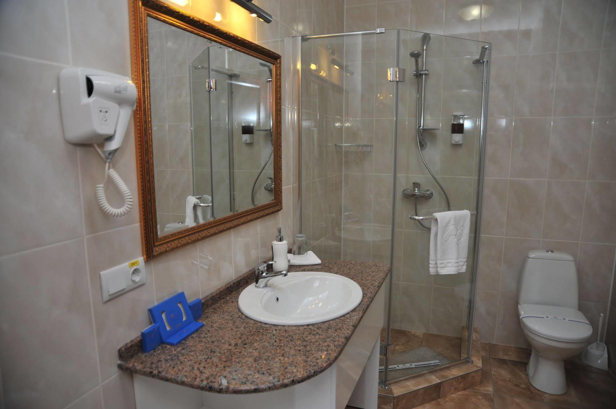 Zaporizhia Slava Hotel מראה חיצוני תמונה